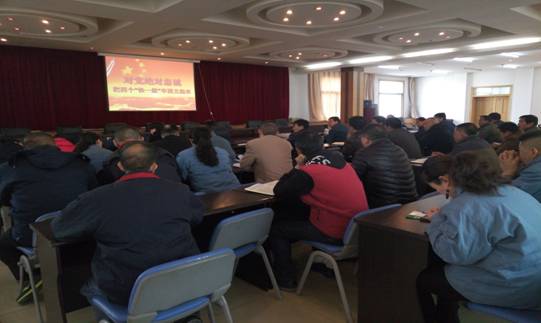 堅(jiān)定信念 對(duì)黨忠誠(chéng)，融會(huì)貫通 學(xué)以致用