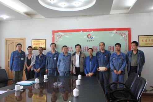 青海物產(chǎn)集團黨委開展慶祝建黨95周年，走訪慰問